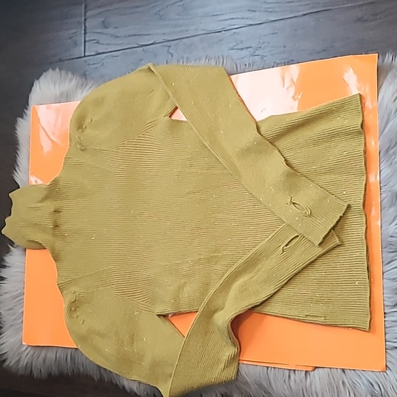 Nwt! 525 America Cosmic green puffed sleeve turtleneck - Picture 7 of 7